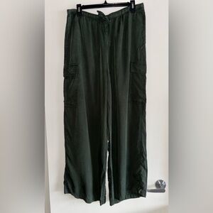 DIP Green Wide Lyocell Leg Cargo Pant Sz L